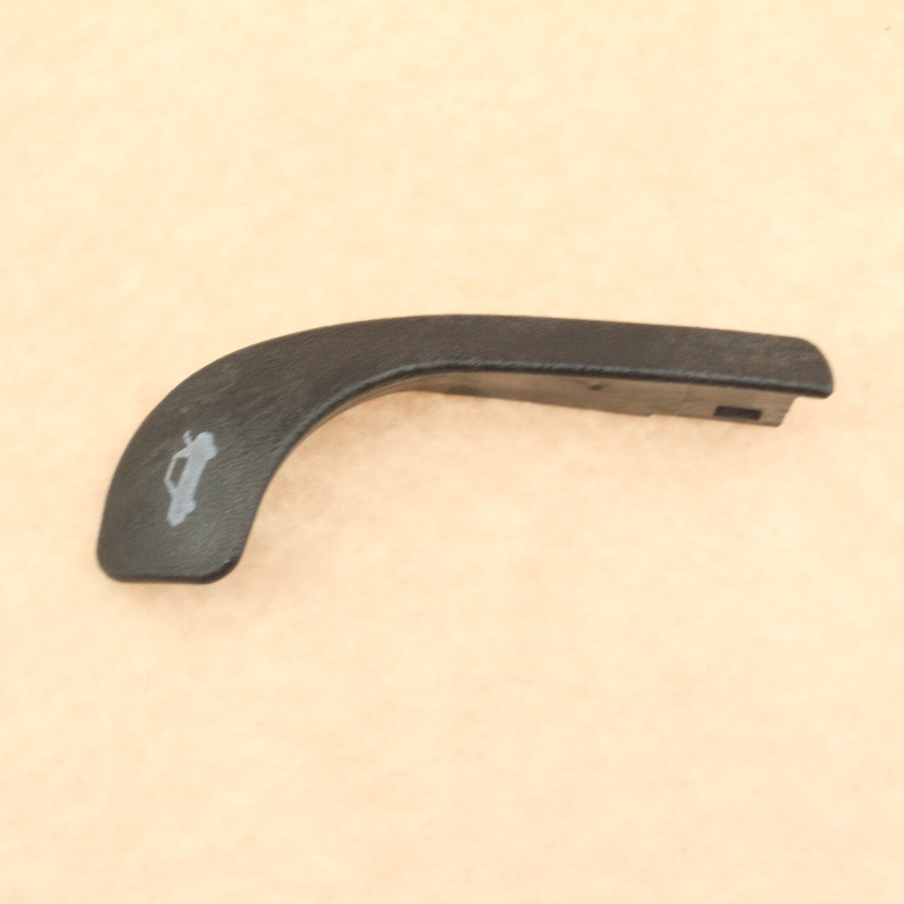 Fit for Hyundai for Elantra 01-06 Tailgate Trunk Lid Door Release Handle 81570-2D000