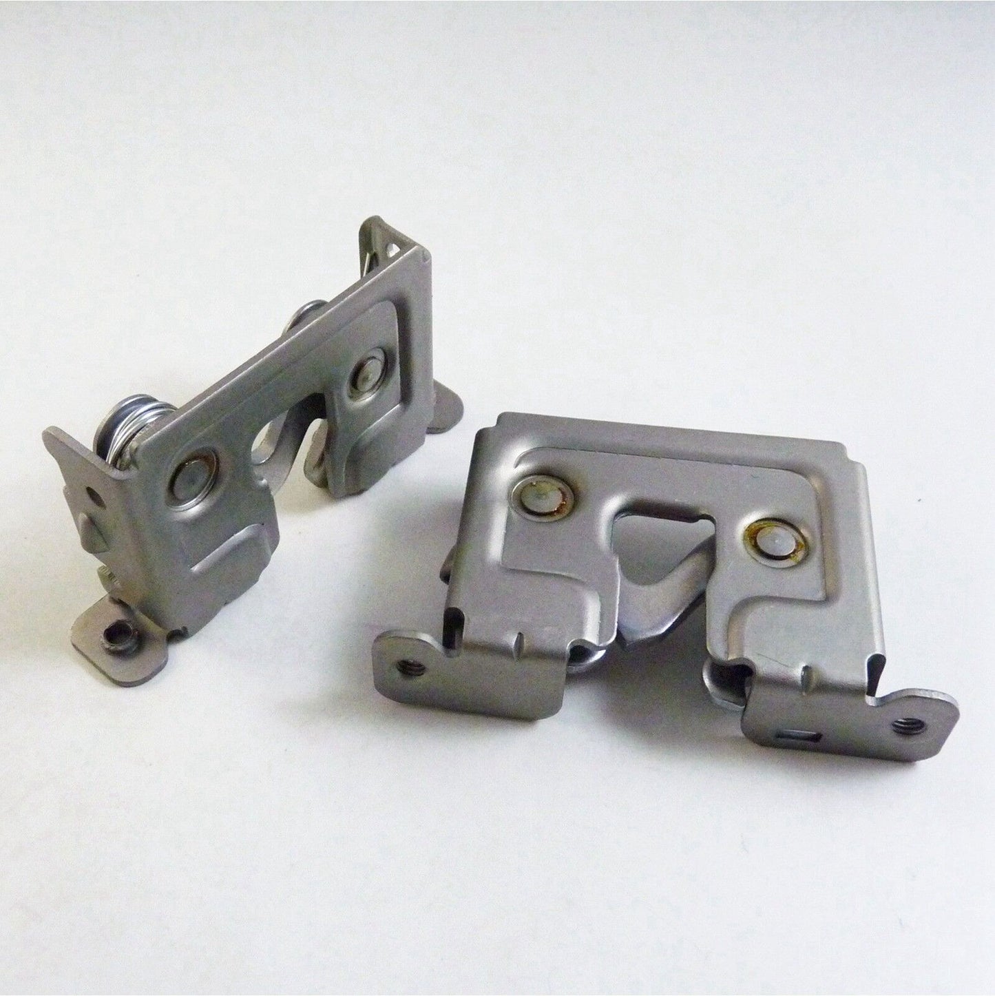 2Pcs for BMW 128i 328i 335i 525i M3 X3 51237008755 New Lower Hood Lock Lid Latch