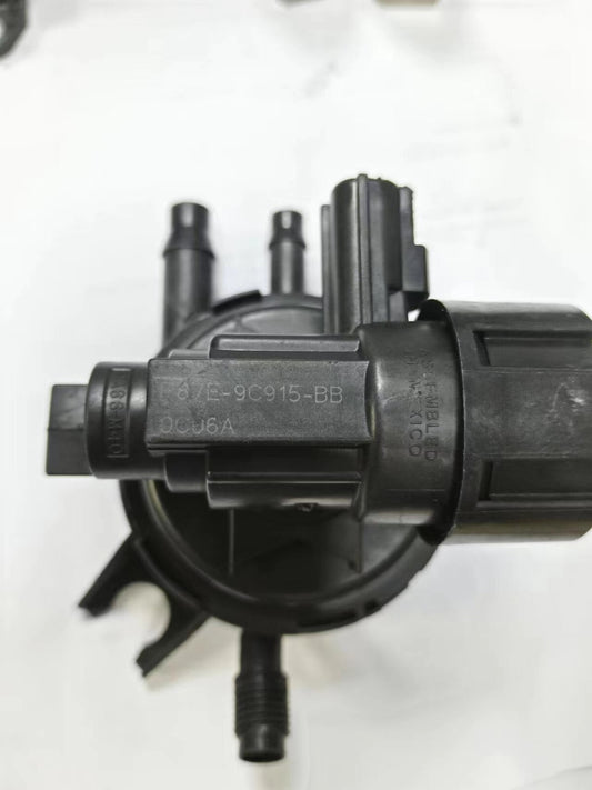Genuine Motorcraft Vapor Canister Purge Valve F87E9C915BB F87Z9C915BA CX1701