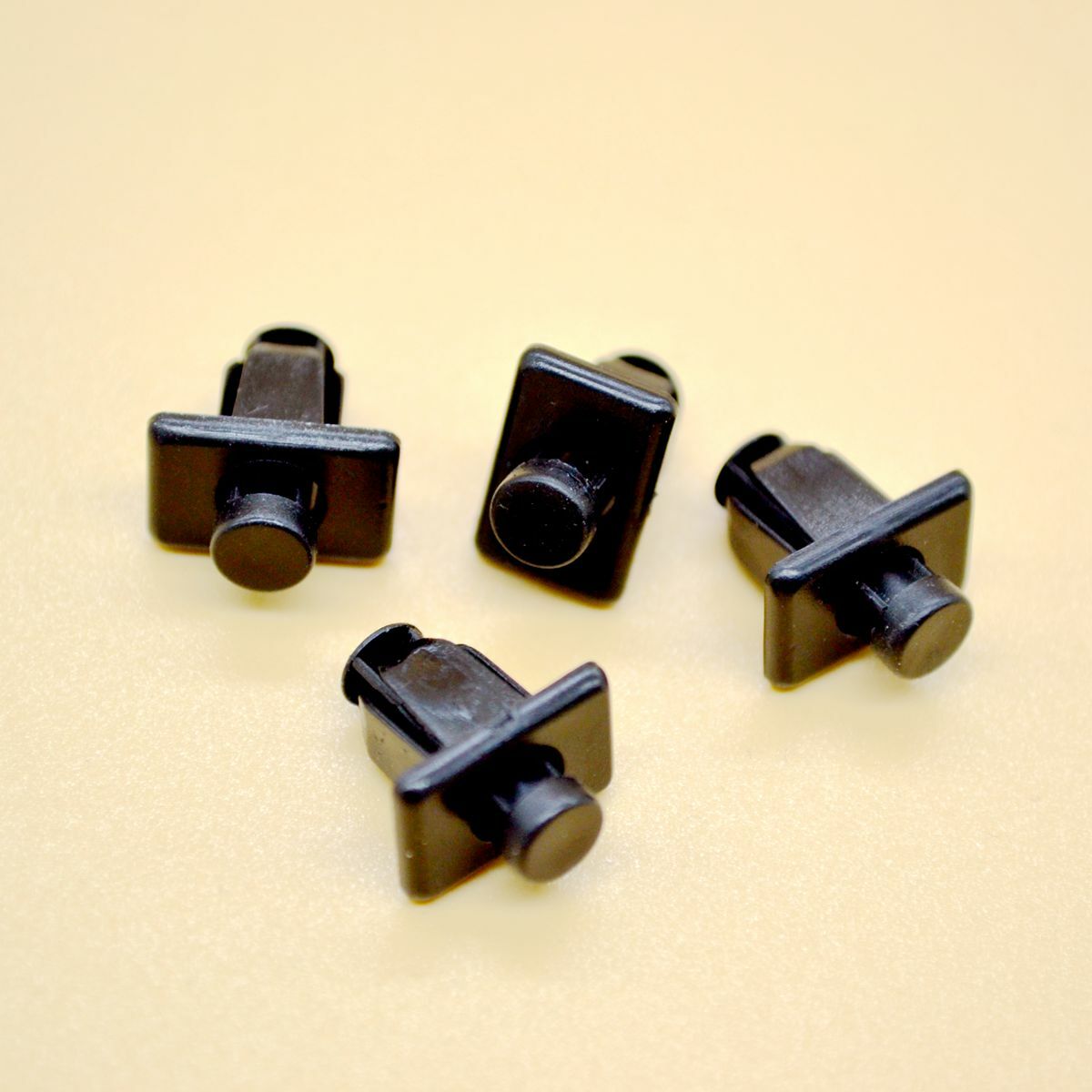 10pcs Cowl Grille Clips Retainers Fastener Screws Clamp Bracket Rivet for Nissan