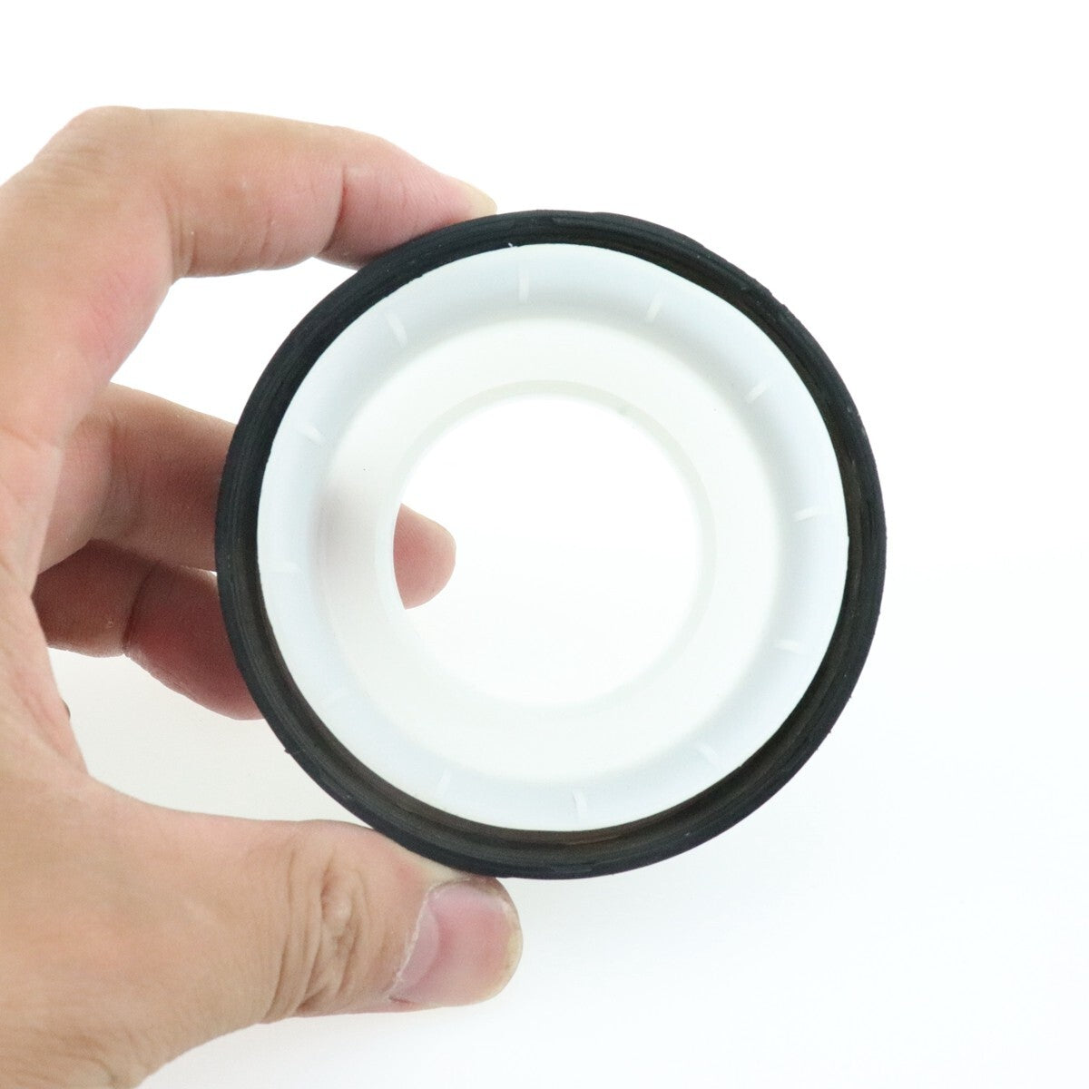 11117547842 is a crankshaft seal suitable for BMW 128i, 135i, 325i, 535i, 740i, 740Li, X3, X5, X6, and Z4 models.