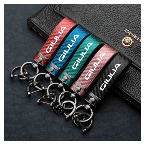 Carbon fiber black and red car keychain/key ring with horseshoe buckle for Audi Q7