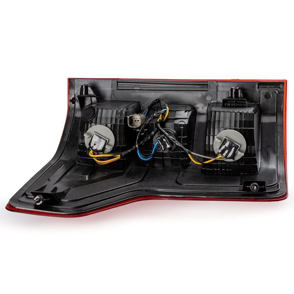 One pair of left and right rear brake taillights suitable for Ford F-150 (2018/2019).