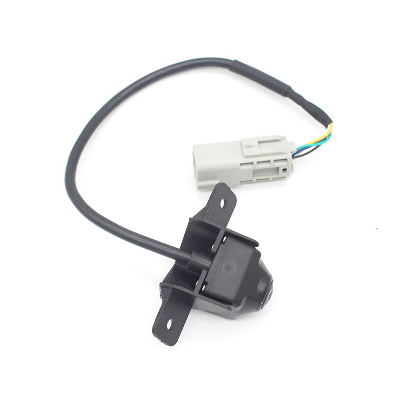 Backup camera, color wired, built-in 120-degree camera, suitable for Chevrolet Malibu 2013-2016.