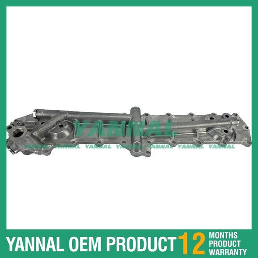 ME303345 is suitable for Mitsubishi 6D17 engine cooler housing components.
