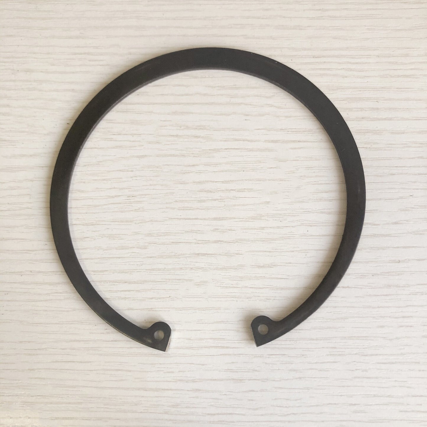 CT26 SNAP RING for compressor housings
