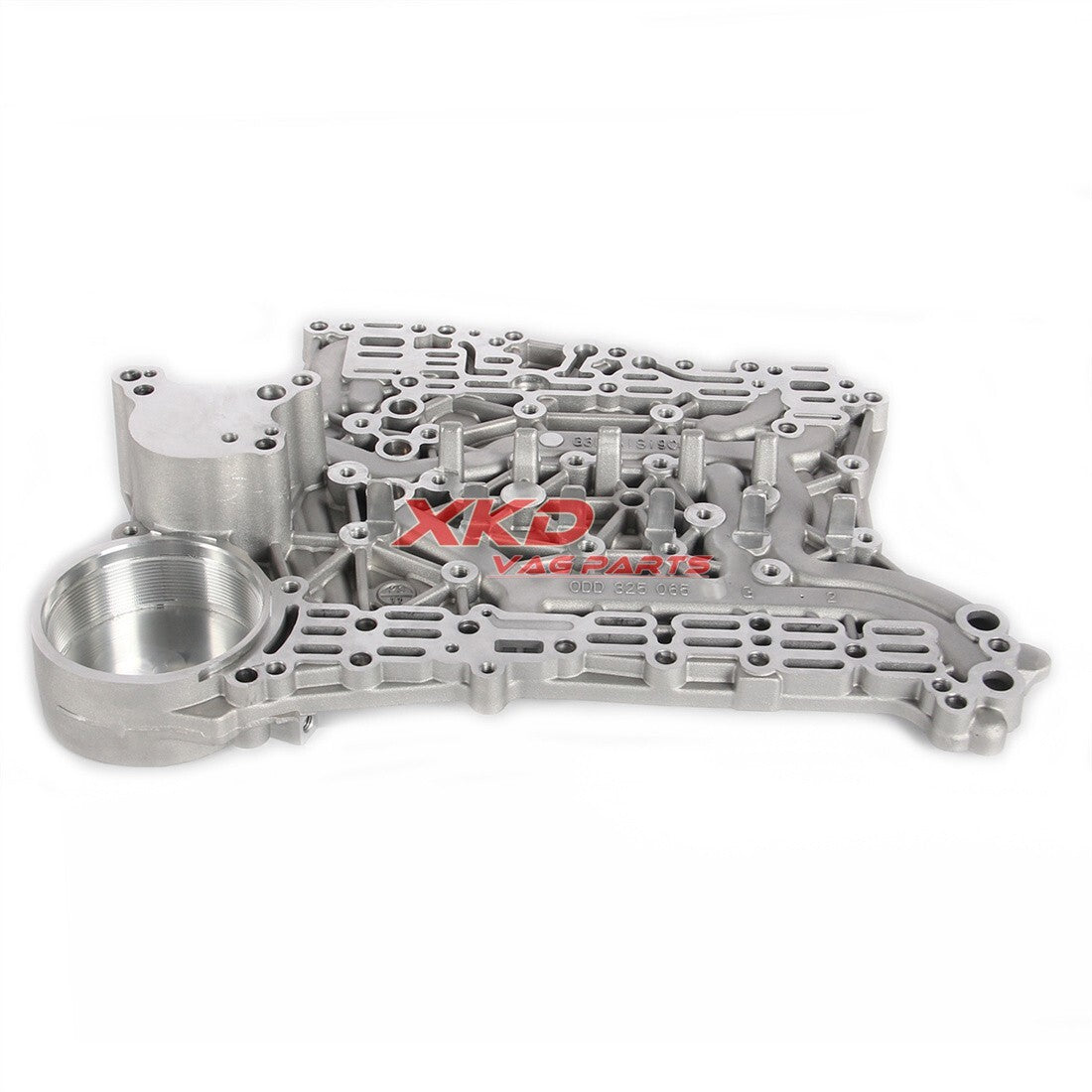 The DQ400 electromechanical control unit valve body is suitable for the for Volkswagen for Passat 0DD325065G