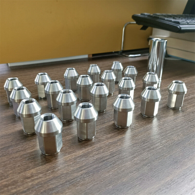 20pcs M121.25 Stainless Steel Wheel Nuts Lug Nuts Hex 19mm Length 35mm