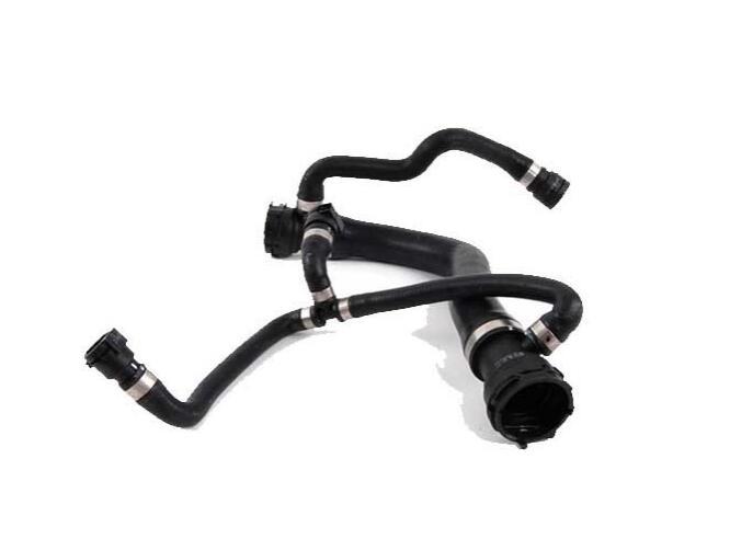 1 piece 17127568749 Cooling Hose for BMW 5 Series E60 LCI 520Li 520i