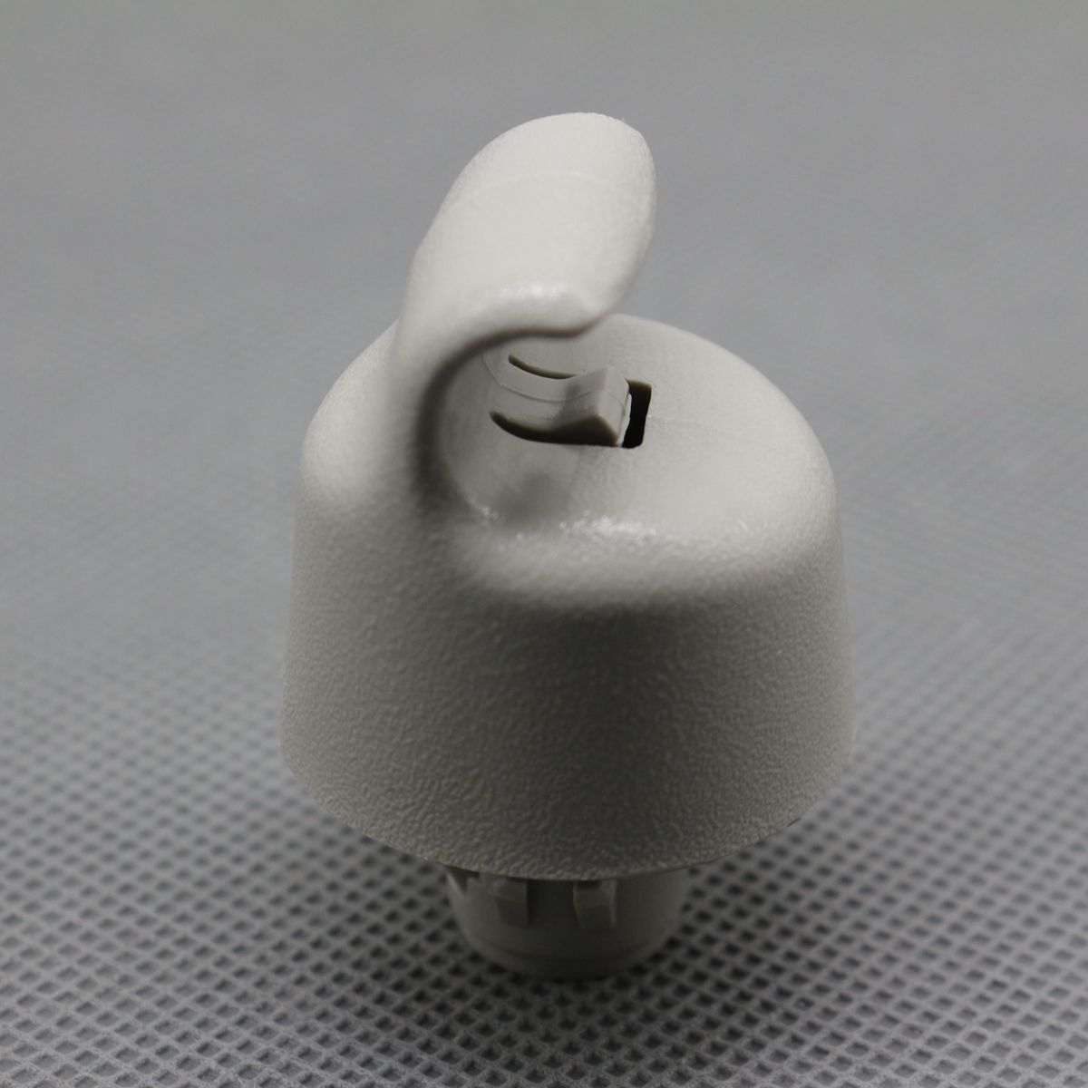 Sun Visor support clip bracket is suitable for Nissan Altima Murano and Pathfinder Maxima.