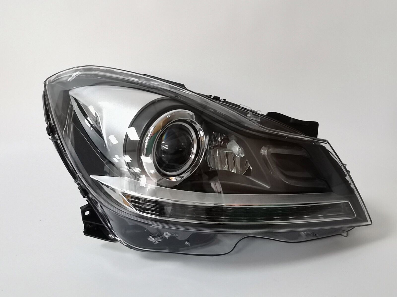 Upgrade to LED DRL headlights for 11-14 for Mercedes W204 C63 style exterior (L+R)