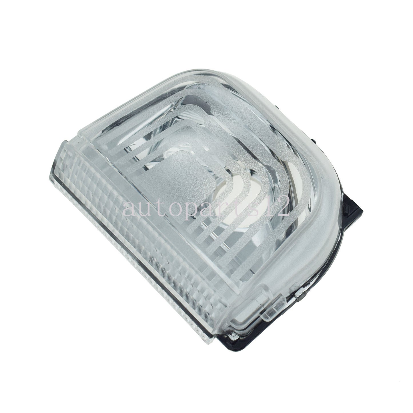 The left-side mirror turn signal is applicable to 2019-2021 for Mercedes Sprinter 2500 and 3500 models.