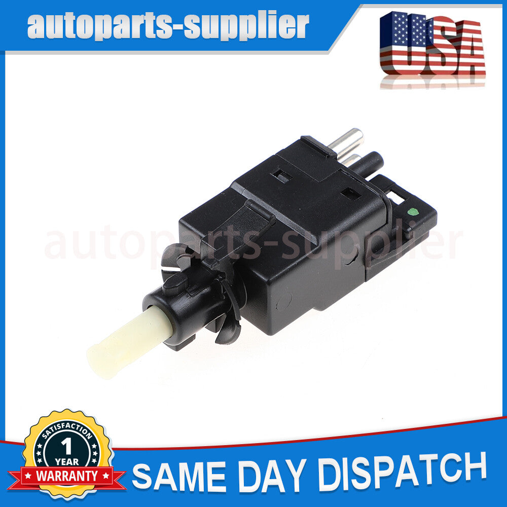Brake light switch 0005457709 is applicable to for Mercedes-Benz 190D 400E and for Chrysler Crossfire.